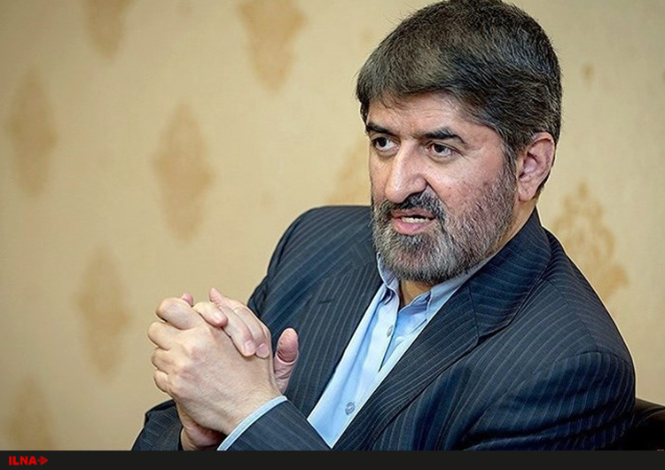 امیدوارم موضوع آرش صادقی حل شود/ مسئولان امنیتی و قضایی به ا